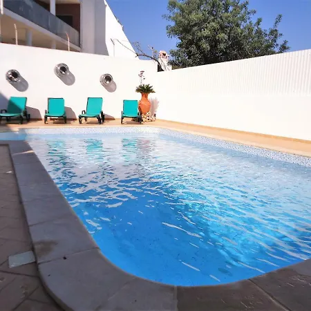 Villa Goncinha Com Piscina Privada Alfarrobeira (Loule)