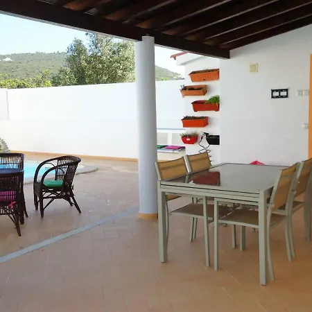 Villa Goncinha Com Piscina Privada Alfarrobeira (Loule)