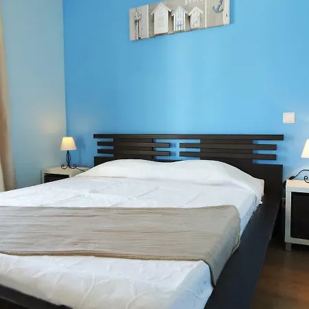 Goncinha Com Piscina Privada Alfarrobeira (Loule)